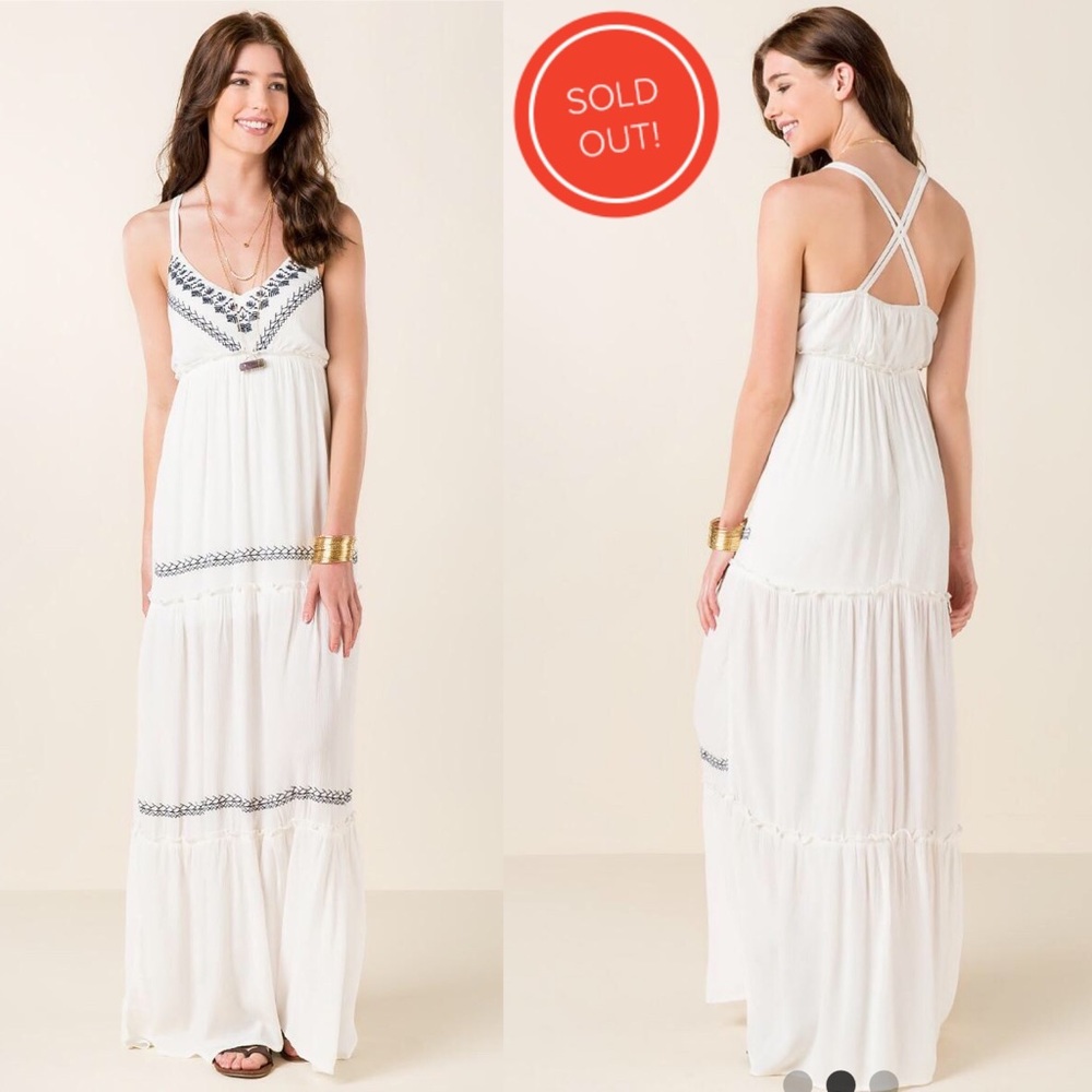 Francesca’s Embroidered Maxi Dress Small